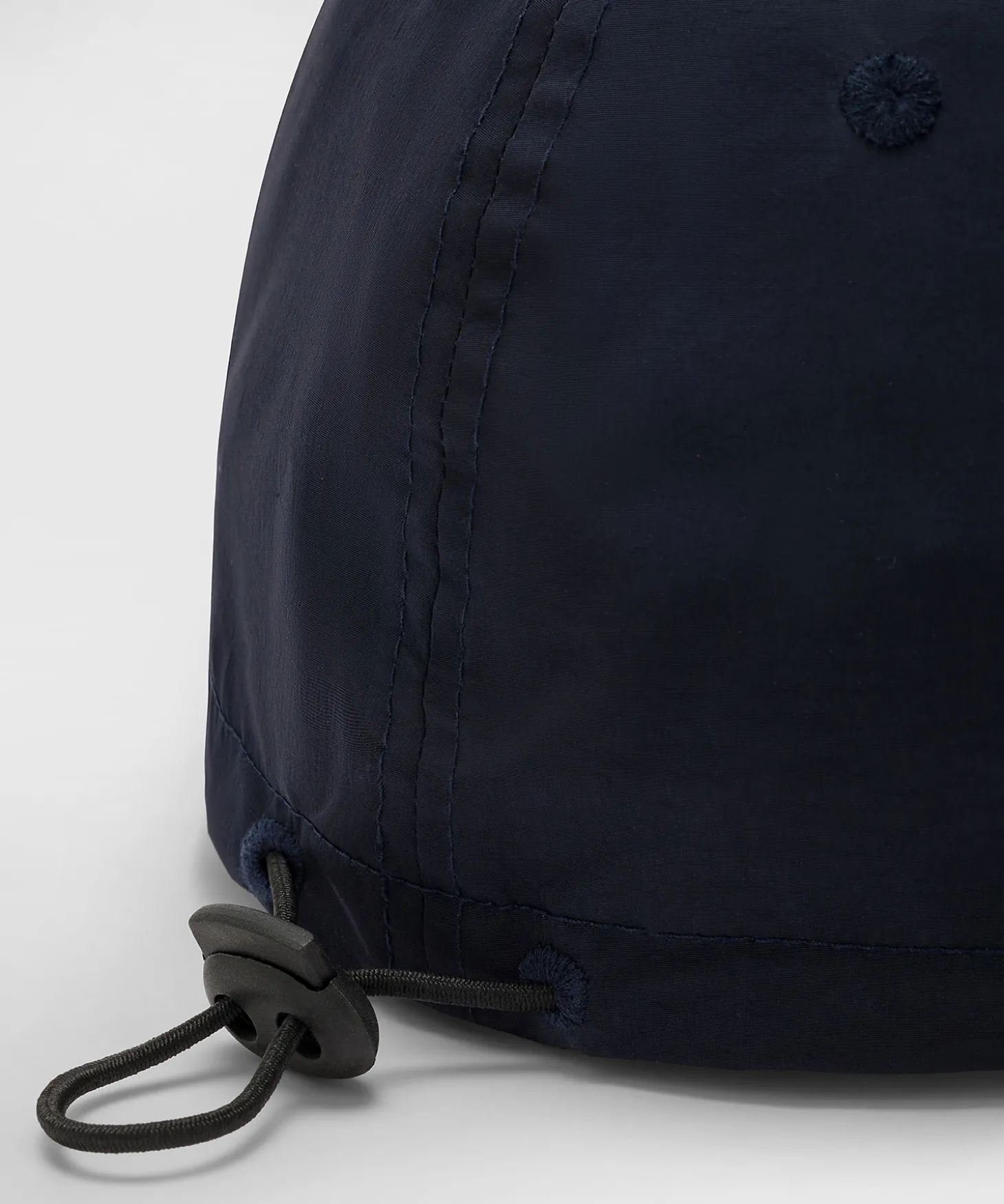 Cappello baseball con logo ricamato?