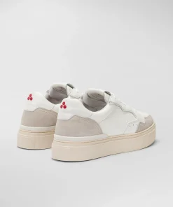 Sneakers In Pelle Con Dettagli In Suede